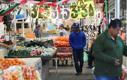 Riesgos. Después de diciembre, enero se vuelve una pesadilla en gastos y más porque los ahorros fueron pocos. (ARCHIVO)