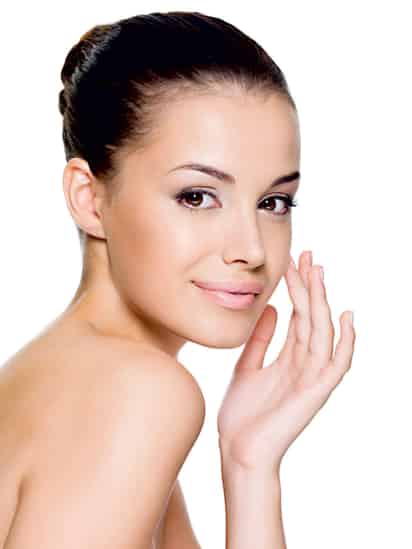 Limpieza. La exfoliación es fundamental para mantener una piel libre de impurezas. Prepara el tuyo con aceite de oliva y sal. (ARCHIVO)