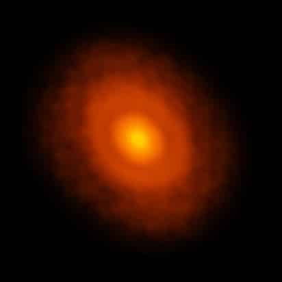 Los científicos descubrieron que tras una erupción repentina, la estrella empezó a liberar partículas presentes en el material helado del disco protoplanetario. (ESPECIAL)