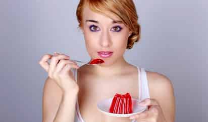 Este alimento es colágeno seco y al consumir este elemento obtenemos elasticidad y la tensión entre las células dérmicas, así que si aumentas la cantidad de esta sustancia podrás mantener tu piel firme. (ARCHIVO)