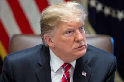 Enfado. Trump expresó que está insatisfecho con el acuerdo preliminar al que llegaron congresistas. (EFE)