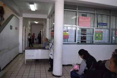 Este año se mantendrá el mismo presupuesto para el esquema del Seguro Popular; las unidades médicas que atienden a la población podrían enfrentar problemas de abasto de medicamentos. (EL SIGLO DE TORREÓN)