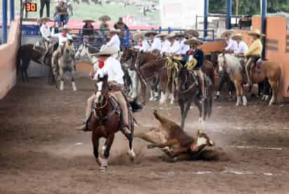 A partir de las 20:00 horas se celebrará una charreada nocturna amistosa. (ARCHIVO)