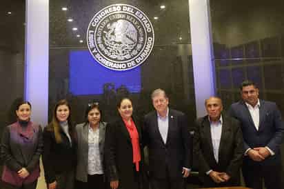 La consejera, Cecilia Amatón Grajeda, extesorera municipal de Lerdo, destacó que las 12 evaluaciones a programas y políticas públicas del sector de educación, miden el alcance de sus beneficios. (EL SIGLO DE TORREÓN)