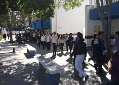 La Facultad de Ciencias de la Salud realizó su evento de puertas abiertas, al que asistieron más de 900 jóvenes.