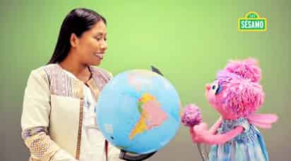 A través de redes sociales se lanzó el video de en el que se promueve la idea de ayudar a los niños a crecer inteligentes, fuertes y amables. (ESPECIAL)