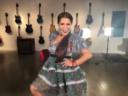 Luego del pleito que han mantenido en redes sociales su hija Frida Sofía y su sobrina Michelle Salas, Guzmán expresó su cariño para ambas. (ARCHIVO)
