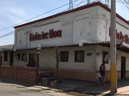 El Gota de Uva, donde se reunían los mariachis, hoy tiene un 'segundo aire', por lo que a veces hasta se colocan sillas en el exterior, a fin de atender a más clientela; los mariachis no regresaron.