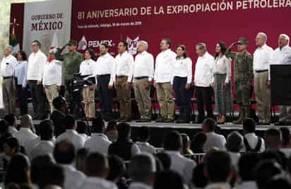 Durante el 81 aniversario de la expropiación de Pemex, la titular de la Secretaría de Energía (Sener) aclaró que la nueva refinería en Dos Bocas ya cumple con los requisitos para comenzar a edificarse, como especificaciones técnicas, la ubicación georreferenciada, entre otros. (NOTIMEX)