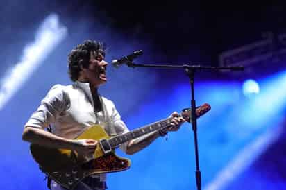 Saúl Hernández pidió que en lugar de optar por desacreditar al otro a través del rechazo, el odio, el rencor y la envidia se opte por la tolerancia, el respeto, el análisis y la denuncia. (ARCHIVO)