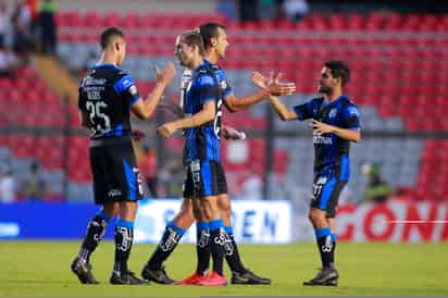El atacante marfileño Ake Arnaud Loba, al minuto 75, se encargó de anotar el único tanto del cotejo correspondiente a la jornada 12 y que se desarrolló en la cancha del estadio La Corregidora. (JAMMEDIA)