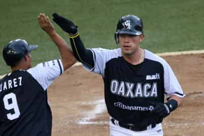 Oaxaca se enfiló a este triunfo, gracias a dos jonrones conectados por Julián Ornelas y Alan Sánchez, los cuales fueron inalcanzables para el cuadro tabasqueño. (Especial)