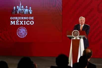 El presidente Andrés Manuel López Obrador dialoga con la prensa. (NOTIMEX) 