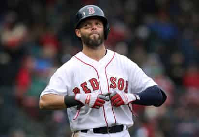 Tras una larga ausencia, Dustin Pedroia reapareció con Medias Rojas y bateó de 4-1 en la derrota de su equipo 7-5 ante Azulejos.
