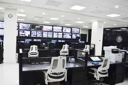 El alcalde de Torreón, Jorge Zermeño, afirmó que la aplicación oficial del Centro de Inteligencia Municipal (CIM) permitirá mejorar la acción de seguridad pública en Torreón. (EL SIGLO DE TORREÓN)