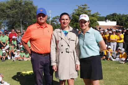 Guevara asistió a esta ceremonia de apertura de esta justa, la cual arrancará este domingo y tendrá la participación de golfistas pertenecientes al Comité Nacional Infantil. (Especial)