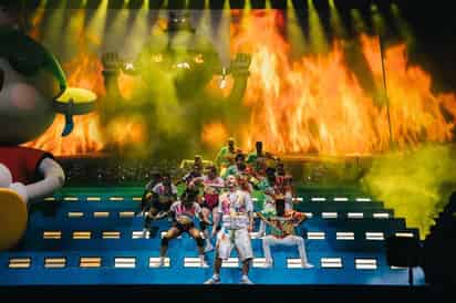 Éxitos. J Balvin prendió los ánimos del público con temas como Mi gente, Ginza, Machika, 6 AM. (ESPECIAL)
