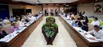Integrantes de las delegaciones de Cuba y la Unión Europea participaron en el primer diálogo sobre desarrollo sostenible. (EFE)