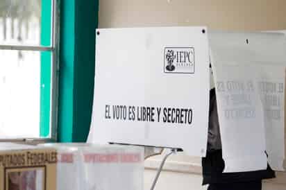 En Durango fue mínima la negativa para ser funcionario de casillas, quienes ya se encuentran en capacitación y terminarán el 31 de mayo. (EL SIGLO DE TORREÓN)