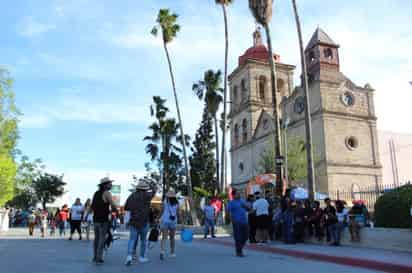 La Secretaría de Turismo informó que durante la primera semana de vacaciones se registró la visita de 378 mil turistas en la entidad. (ESPECIAL)