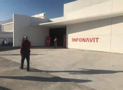 El Infonavit recauda cada año el equivalente al 1 % del PIB, es decir, entre 250 mil y 300 mil millones de pesos en cuotas que aportan cerca de un millón de patrones.