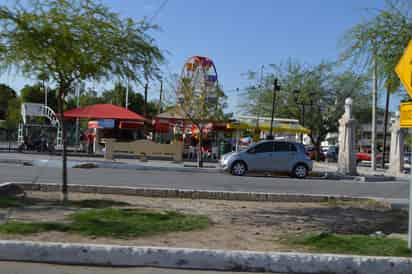 Dirección de Medio Ambiente de Torreón considera que la Alameda tendrá vegetación afectada por falta de riego adecuado. (ROBERTO ITURRIAGA)