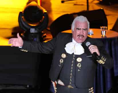 El cantante confesó que a pesar de que en ese momento le indicaron que necesitaba someterse a un trasplante se negó por temor. (ARCHIVO)