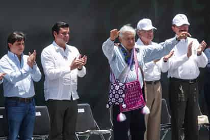 El presidente remarcó que que la Internet sólo tiene cobertura en el 20 % del territorio nacional.