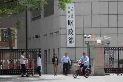 China emerge como un buen socio para las inversiones en las industrias automotriz y minera de México, señaló la subsecretaria de Economía Luz María de la Mora. (ARCHIVO)