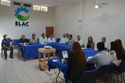 Comentó que la principal obligación de un gobierno es dotar a los ciudadanos de servicios públicos de calidad y dignos. (EL SIGLO DE TORREÓN)