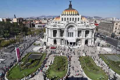 En tribuna, el líder de la bancada perredista llamó a defender el Estado laico mexicano, al tiempo que pidió no confundir la política con la religión. (ARCHIVO)