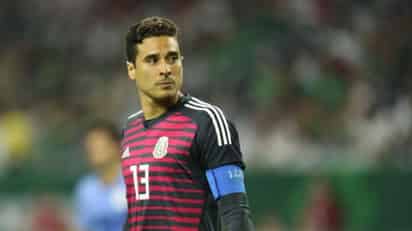 Guillermo Ochoa ha demostrado ser seguidor de los Zorros del Atlas. (ESPECIAL)
