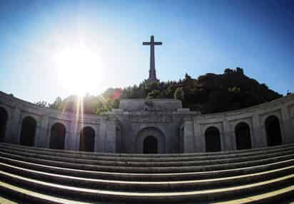 El traslado de los restos del exdictador, ubicados en un mausoleo, sería hacia una tumba 'más discreta', según señalaron. (EFE)