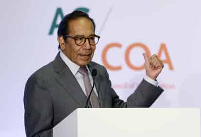 El líder del CCE, Carlos Salazar Lomelín, consideró que esa medida debe ser tomada por el gobierno mexicano aunque ello provoque un clima de incertidumbre para las inversiones a futuro. (ARCHIVO)
