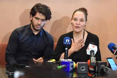 Norelia Hernández, madre de Norberto Ronquillo, estudiante secuestrado y asesinado, llamó a que la ciudadanía a hacer una cadena de favores y a participar para cambiar el entorno de inseguridad en la Ciudad de México y en el país. (NOTIMEX)
