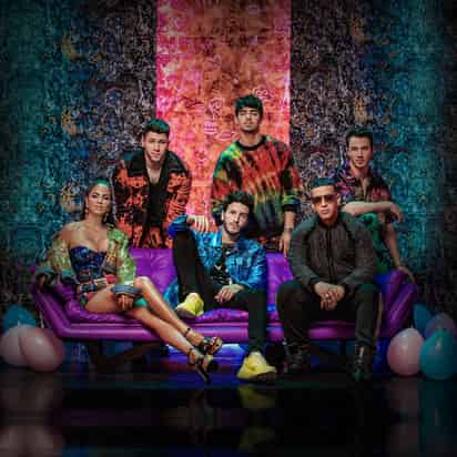 Unidos. Runaway es el tema de Sebastián Yatra en el que colaboran la banda Jonas Brothers, Daddy Yankee y Natti Natasha.