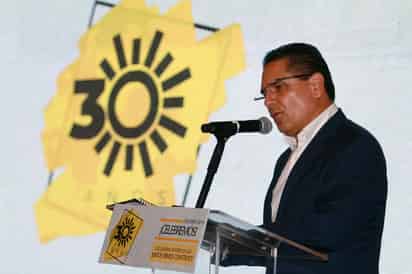 En rueda de prensa, el gobernador Silvano Aureoles no descartó que entre las medidas que se tomen se encuentre la solicitud de un empréstito, la solicitud de apoyo al gobierno federal con cargo al adelanto presupuestario de este año o incluso la desaparición de dependencias, como adelantó el titular de Finanzas y Administración, Carlos Maldonado. (ARCHIVO)
