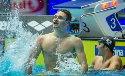 Milak pulverizó un récord de la etapa de la natación textil. Nadó los 200 mariposa en 1:50.73, 88 centésimas menos de lo que lo hizo el mítico Phelps en Roma 2009.
(EFE)