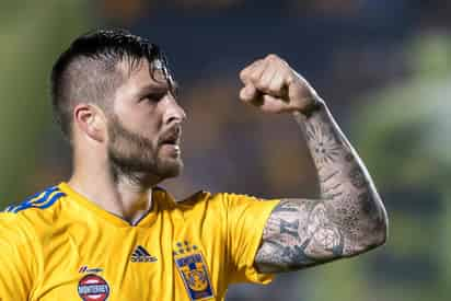 El delantero galo logró superar como goleador histórico de los Tigres a Tomás Boy, sumando así 150 tantos como jugador felino. (ARCHIVO)