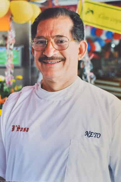 Don Ernesto Sosa, un referente de la peluquería en Torreón por su tradicional estética, murió ayer. (EL SIGLO DE TORREÓN)