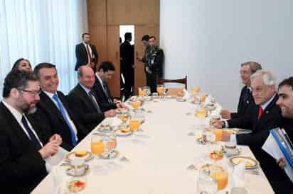 Acusó el presidente de Brasil de que su homólogo francés de evocar el pasado colonialista de su nación. (ARCHIVO)