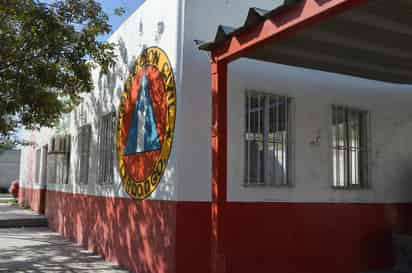 Cinco elementos del Cuerpo de Bomberos de Lerdo fueron dados de baja este lunes, luego de que se les acusara de participar en robo 'hormiga' o continuado de materiales y herramientas de dicha corporación; el comandante, Juan Anchondo también fue dado de baja por pérdida de la confianza. (EL SIGLO DE TORREÓN)