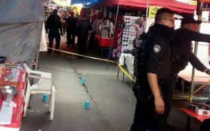 
Fueron 12 balazos los que mataron a Jorge, mientras algunos testigos intentaban resguardarse, otros más confundían los balazos con pirotecnia. (ESPECIAL)