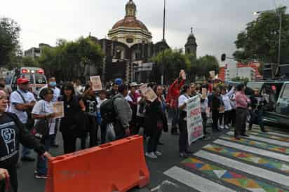 El gobierno de la Ciudad de México analiza entregar apoyo económico a damnificados del sismo del 19 de septiembre de 2017 que prefieran ser reubicados y deseen mudarse a otra entidad del país, informó la mandataria capitalina Claudia Sheinbaum. (ARCHIVO)