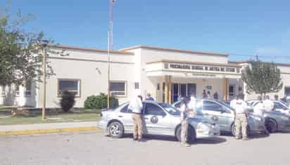 En el lugar se entrevistaron con Jaime 'N', hermano de la víctima, quien reveló a los agentes de investigación criminal que el hoy occiso presentaba una fuerte depresión por varios razones, como problemas de salud y económicos. (EL SIGLO COAHUILA)