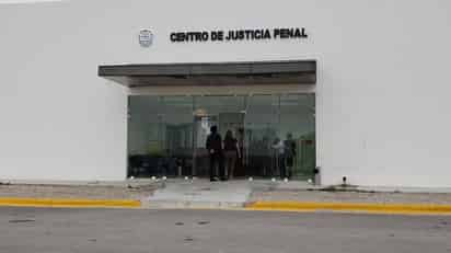 Durante el pasado lunes el personal de la Agencia de Investigación Criminal llevó a cabo la cumplimentación de la orden de aprehensión. (EL SIGLO COAHUILA)