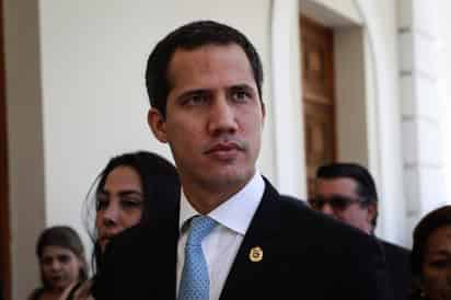 El Gobierno de EUA y representantes del líder opositor venezolano Juan Guaidó, reconocido como presidente interino de Venezuela por medio centenar de países, firmaron este martes lo que consideran como el 'primer acuerdo bilateral' en 65 años. (ARCHIVO)