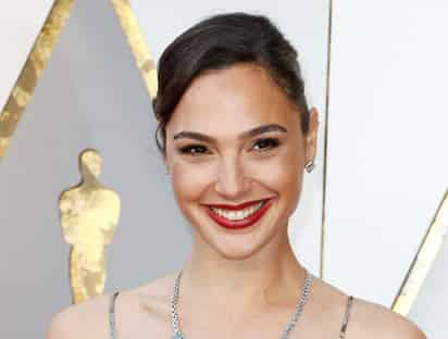 La actriz israelí Gal Gadot, conocida sobre todo por haber encarnado en la gran pantalla a Wonder Woman, protagonizará y producirá la película sobre la II Guerra Mundial Irena Sendler. (ARCHIVO)