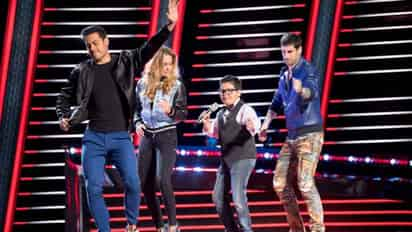 Carlos Rivera, Lucero y Melendi se subieron a su silla en La Voz Kids este domingo para dejarse sorprender por las voces de niños y niñas que buscan cumplir su sueño en la música. (ESPECIAL)