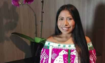 Yalitza Aparicio sorprendió a usuarios de redes sociales al compartir una fotografía en donde deja ver su tonificado abdomen durante su visita a Taiwán. (INSTAGRAM)